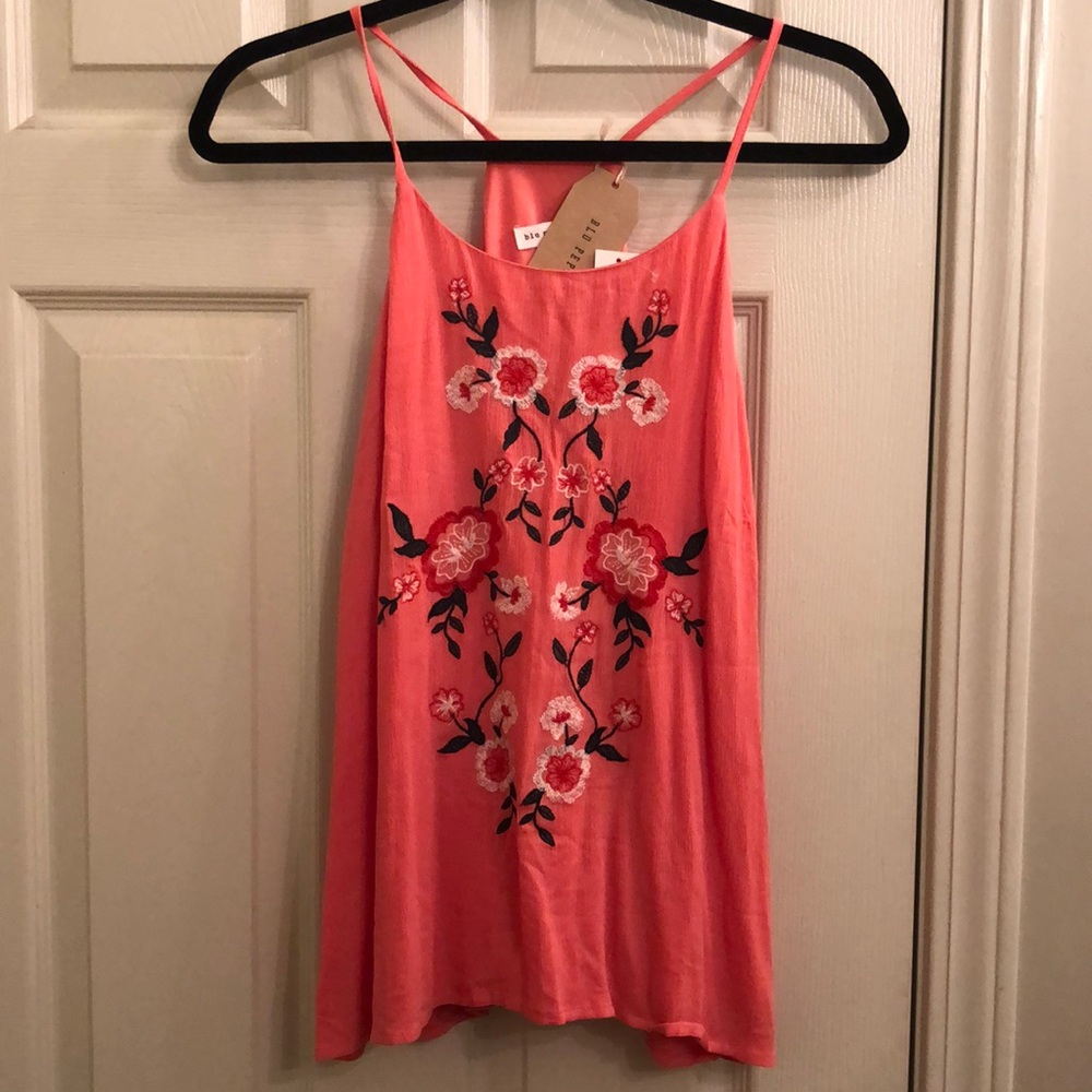 NWT boho embroidered top by Blue Pepper L